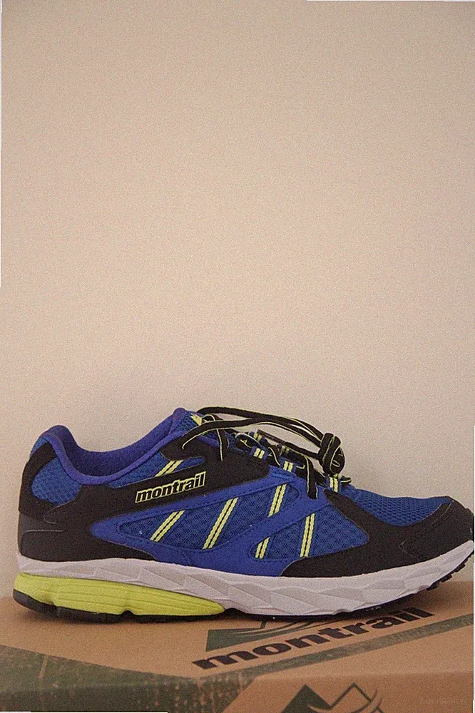 Montrail Mens Ferocity hiking shoe Size 8 NIB